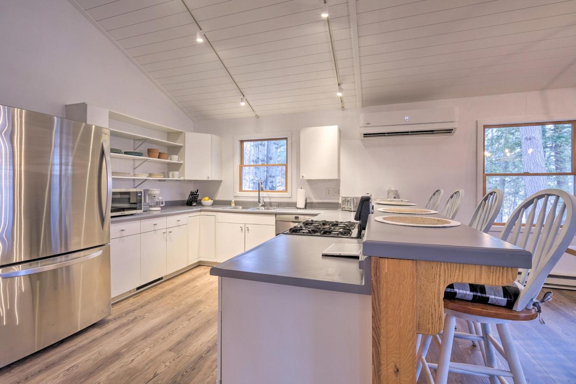 Walloon Lake Vacation Rental Walk To Water! Boyne City Esterno foto