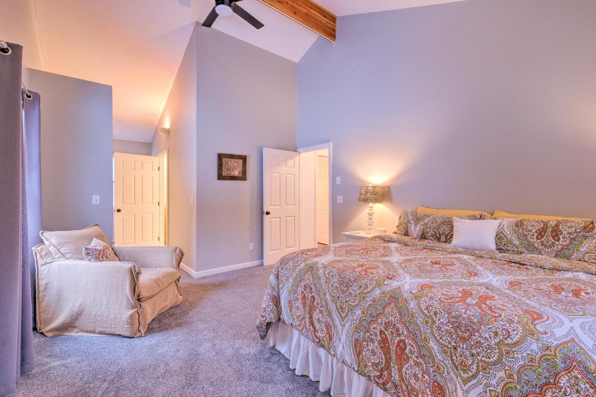 Walloon Lake Vacation Rental Walk To Water! Boyne City Esterno foto